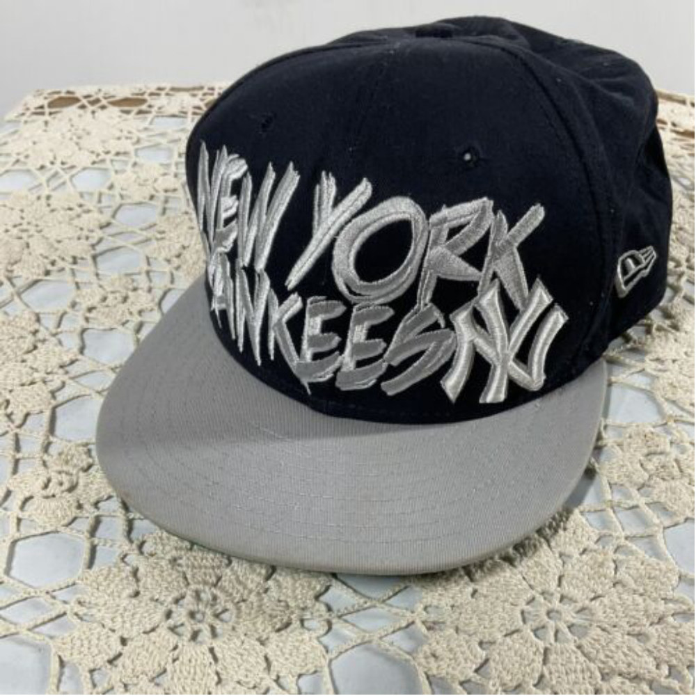 New Era New York Yankees 2-Tone Color Pack 9Fifty Men's Snapback Hat Grey Navy